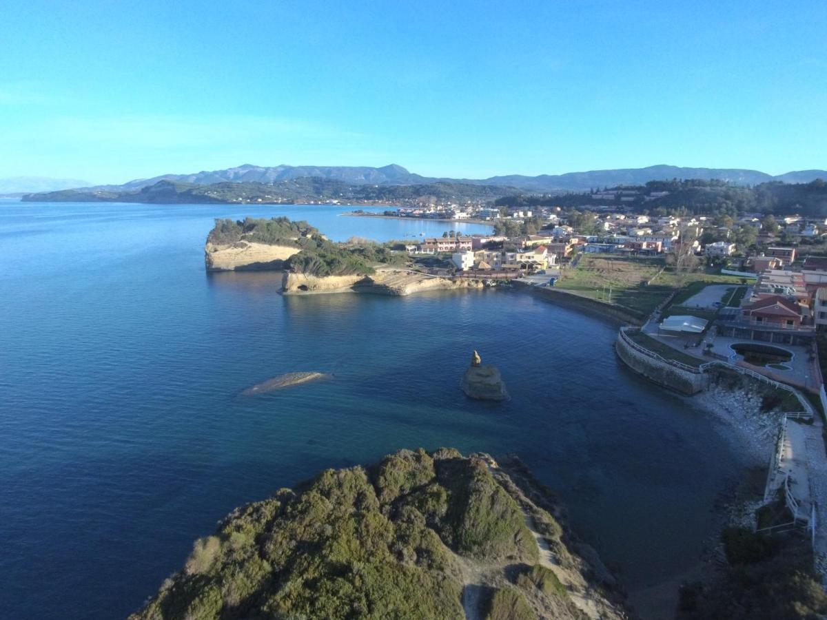 Beautiful Nearby Beach House With Garden, Private Pool And Large Yard Sidárion Exterior foto
