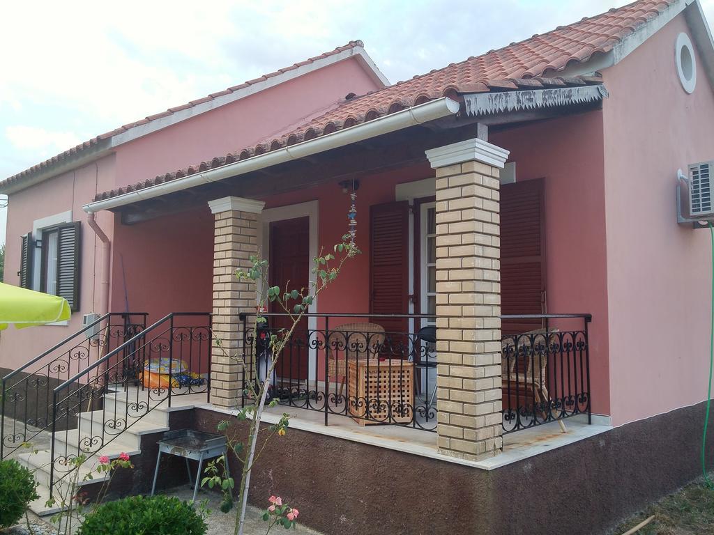 Beautiful Nearby Beach House With Garden, Private Pool And Large Yard Sidárion Zimmer foto