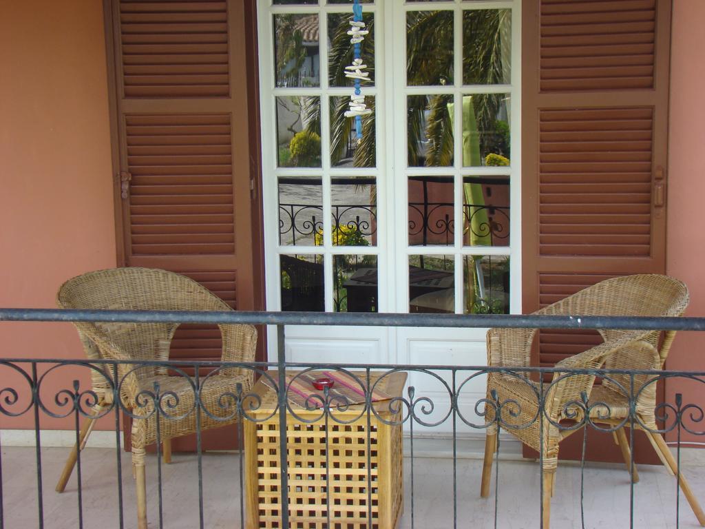 Beautiful Nearby Beach House With Garden, Private Pool And Large Yard Sidárion Exterior foto